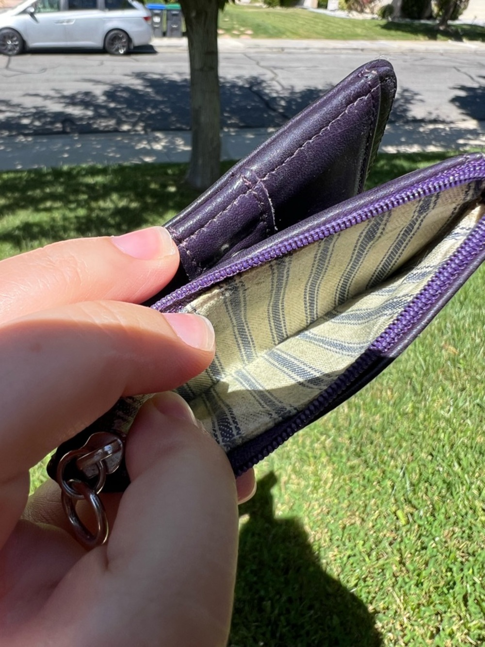 Vintage Coach Small Leather Wallet in Deep Purple with Silver Zipper 6911 - Picture 11 of 11